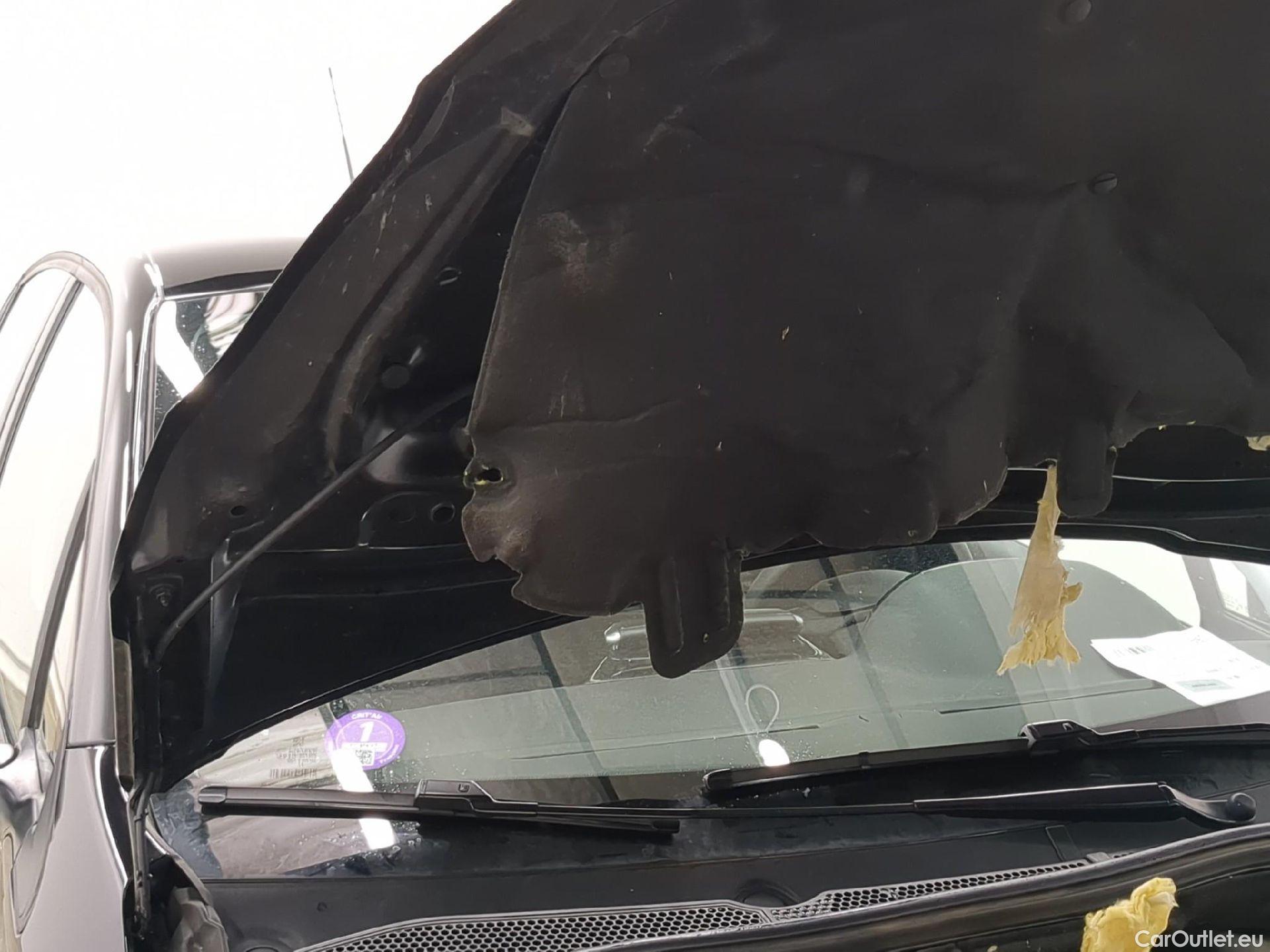  Peugeot  208  Affaire Premium Pack 1.2 80CV BVM5 E6dT #28