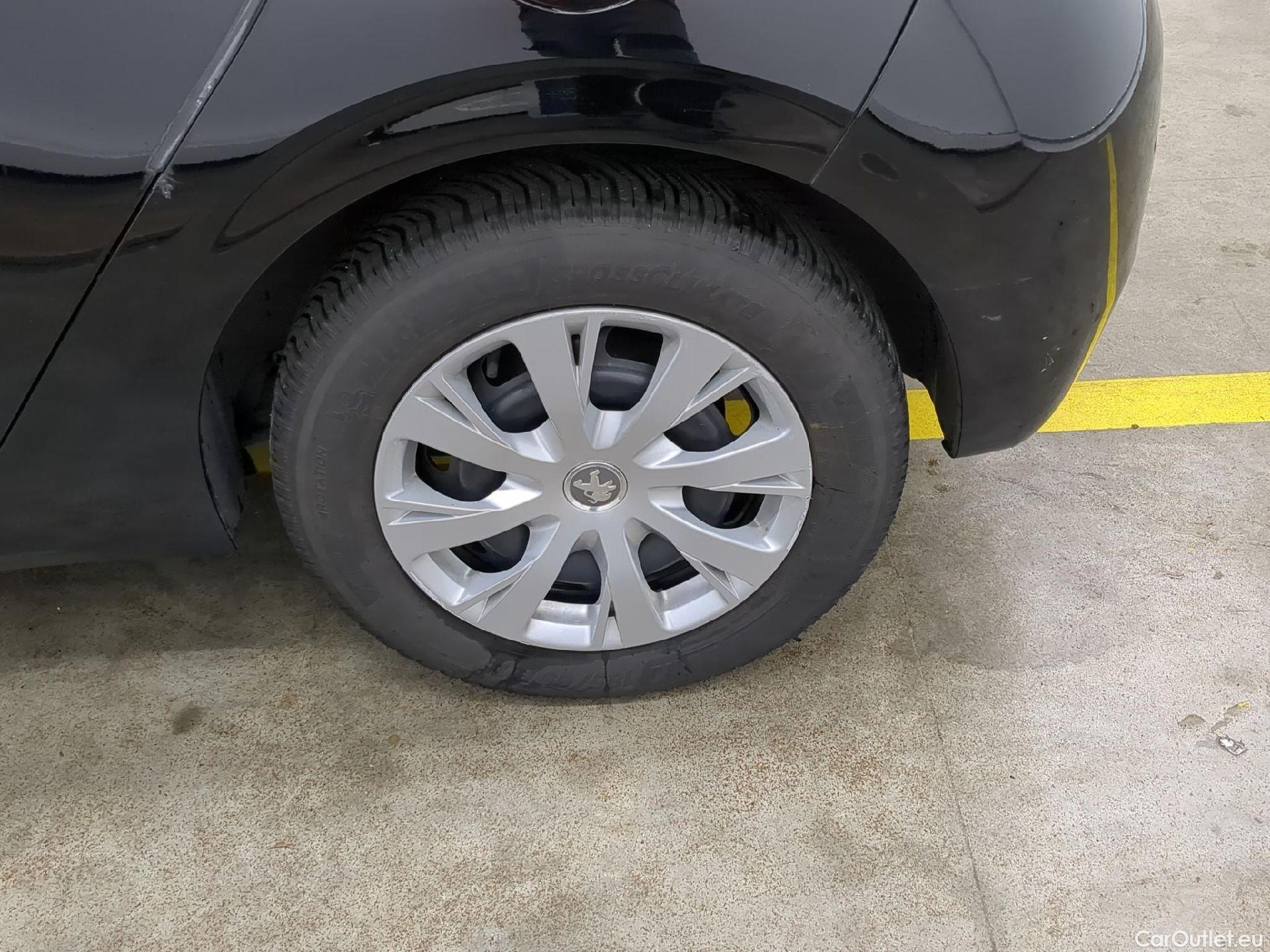  Peugeot  208  Affaire Premium Pack 1.2 80CV BVM5 E6dT #10