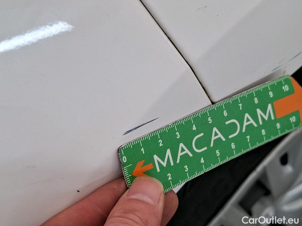  Toyota  Yaris TOYOTA  Hybride / 2019 / 5P / Berline Hybride 116h France Business Stage Acad #6