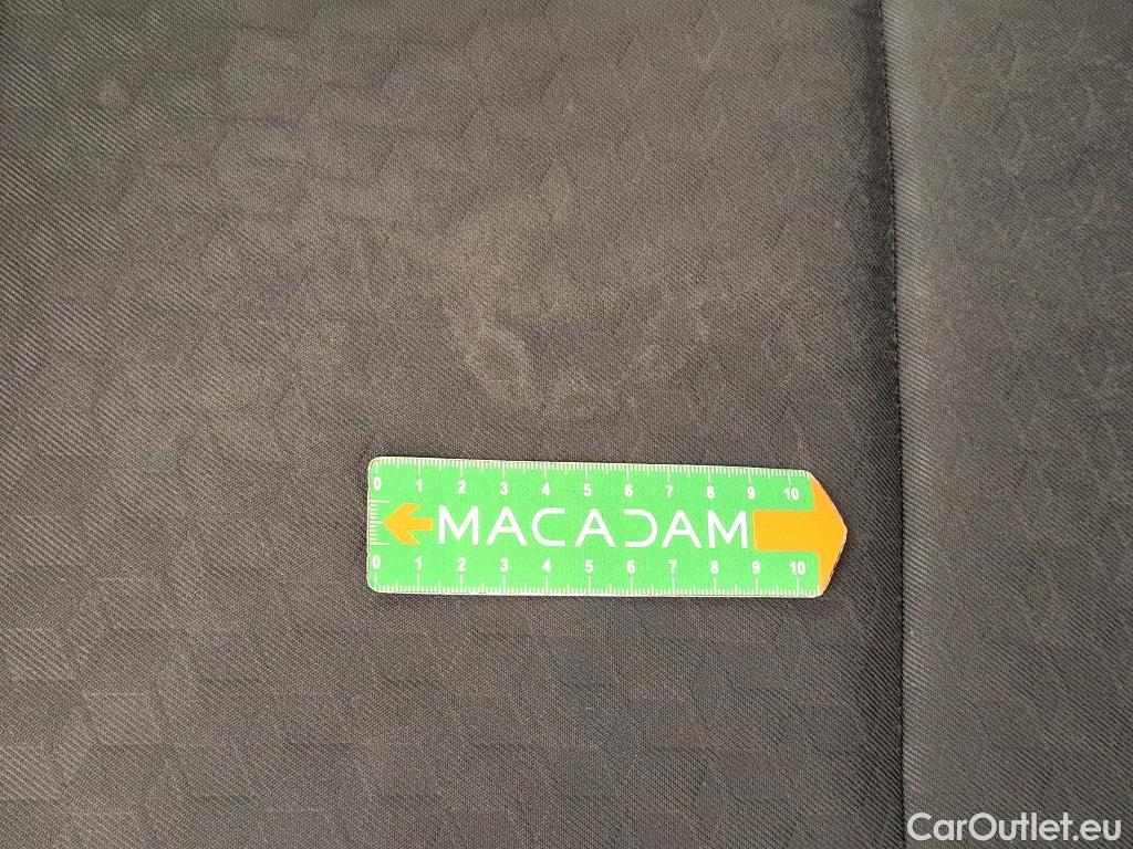  Toyota  Yaris TOYOTA  Hybride / 2019 / 5P / Berline Hybride 116h France Business Stage Acad #18