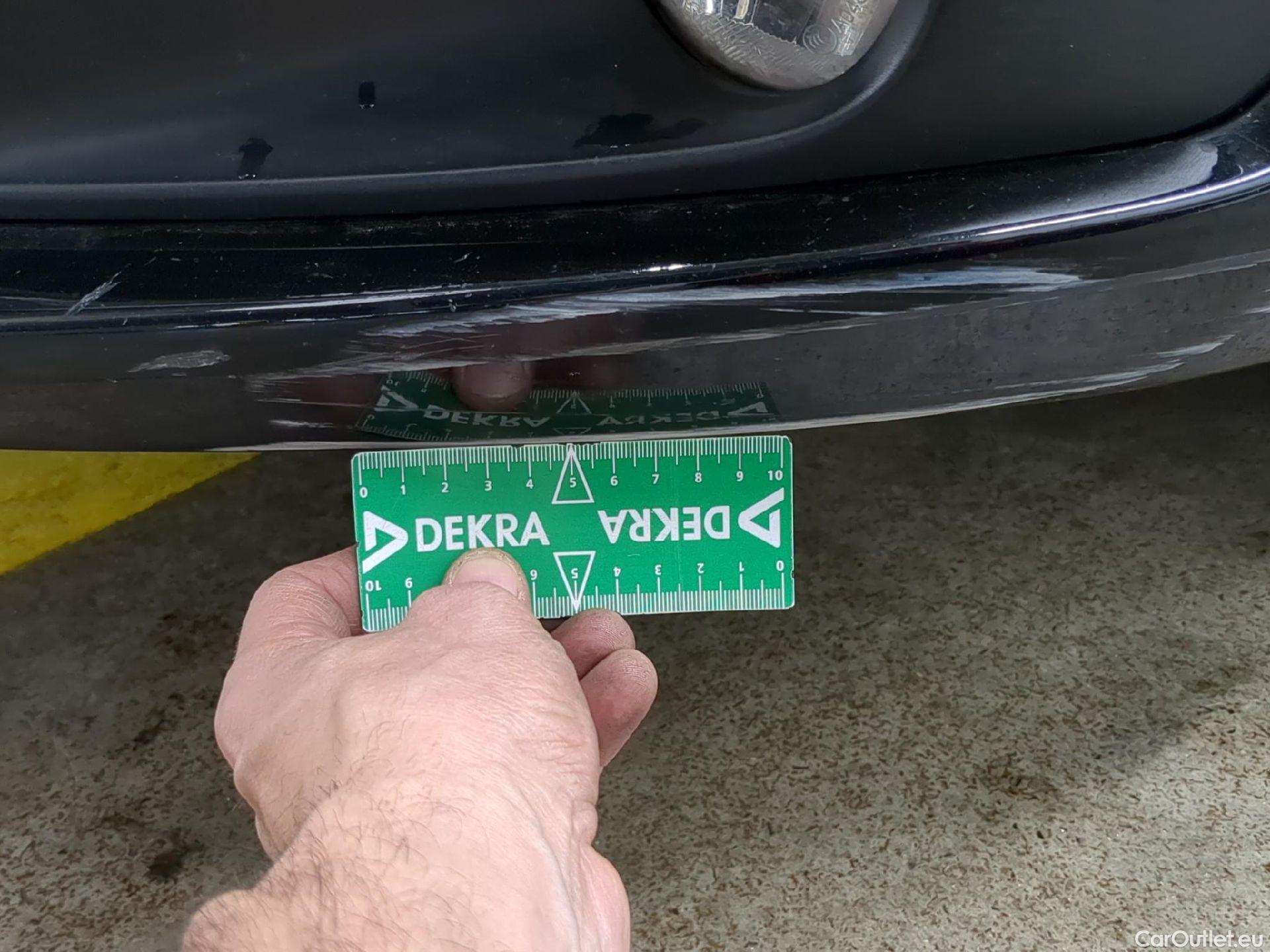  Peugeot  208  Affaire Premium Pack 1.2 80CV BVM5 E6dT #21