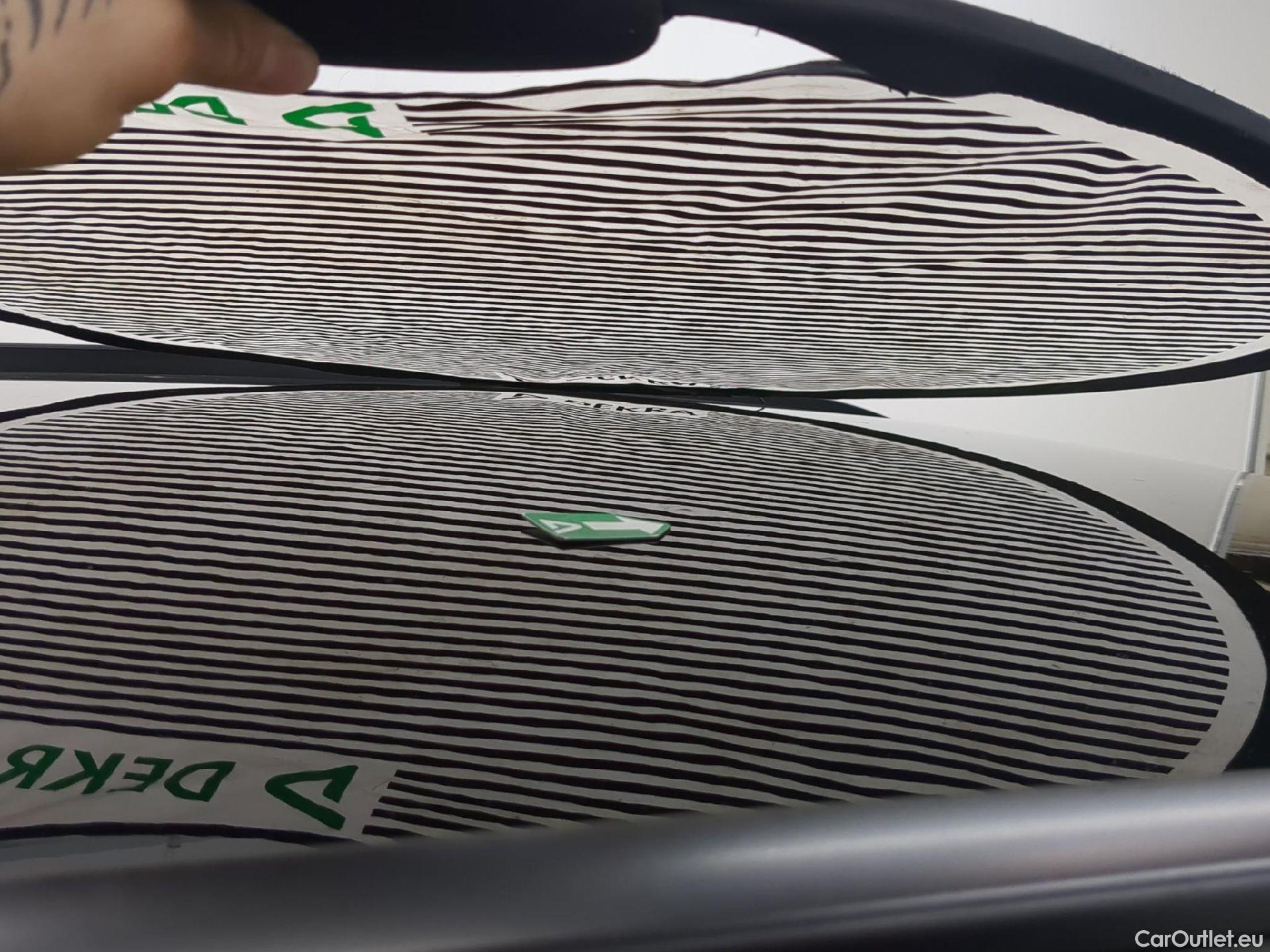  Renault  Austral  Techno Esprit Alpine 1.2 E-TECH Hybrid 200CV BVA6 6E #12