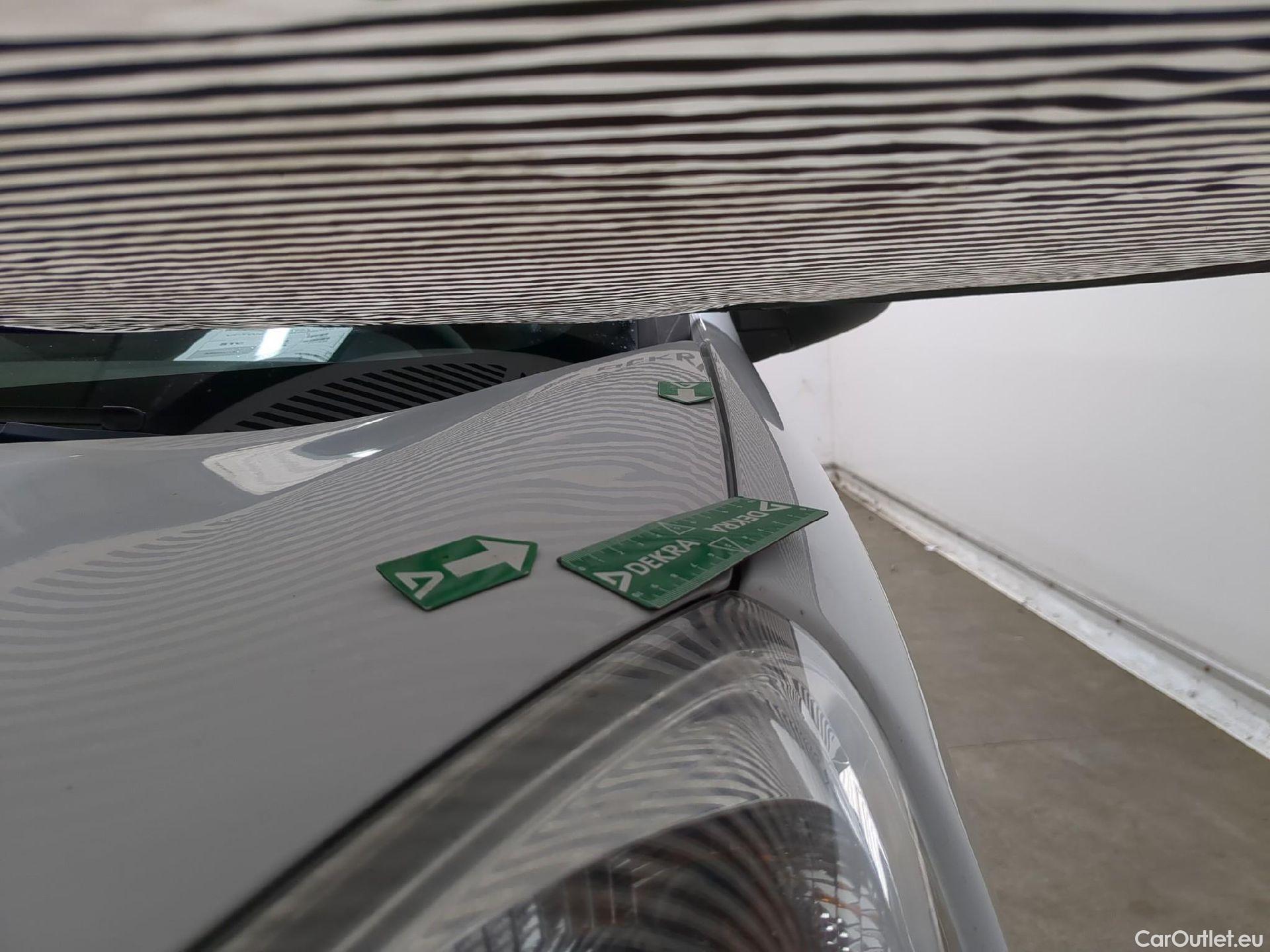  Renault  Kangoo  II Express Maxi Extra (Série Spéciale) 1.5 dCi 95CV BVM6 E6dT #29