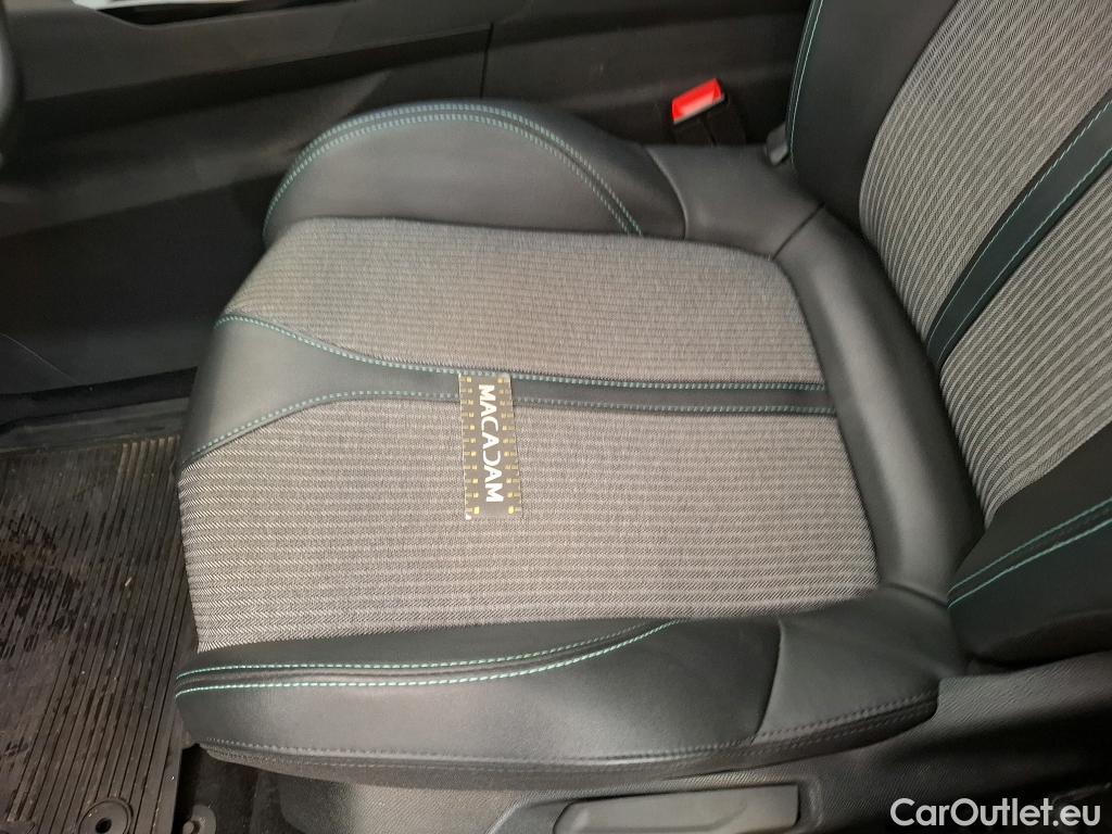  Peugeot  3008  II Allure Pack 1.2 PureTech 130CV BVA8 E6d #10