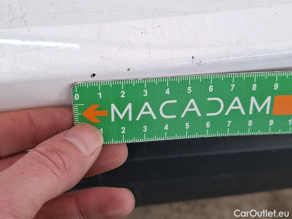  Toyota  Yaris TOYOTA  Hybride / 2019 / 5P / Berline Hybride 116h France Business Stage Acad #10