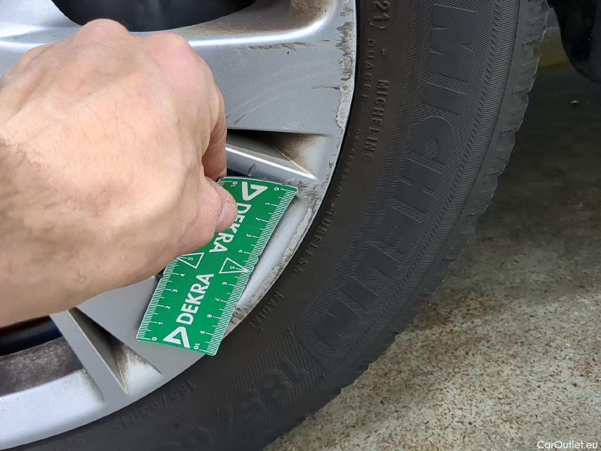  Peugeot  208  Affaire Premium Pack 1.2 80CV BVM5 E6dT #6