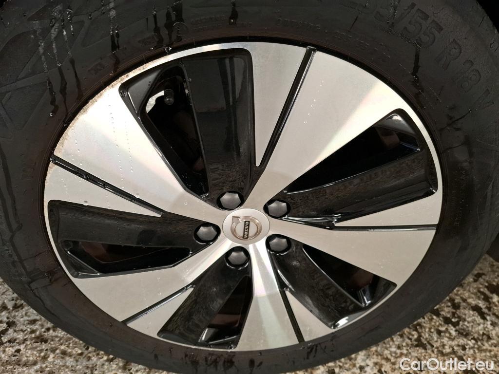  Volvo  XC 40 XC40 Momentum Plug-in Hybrid 2WD 1.5 #2