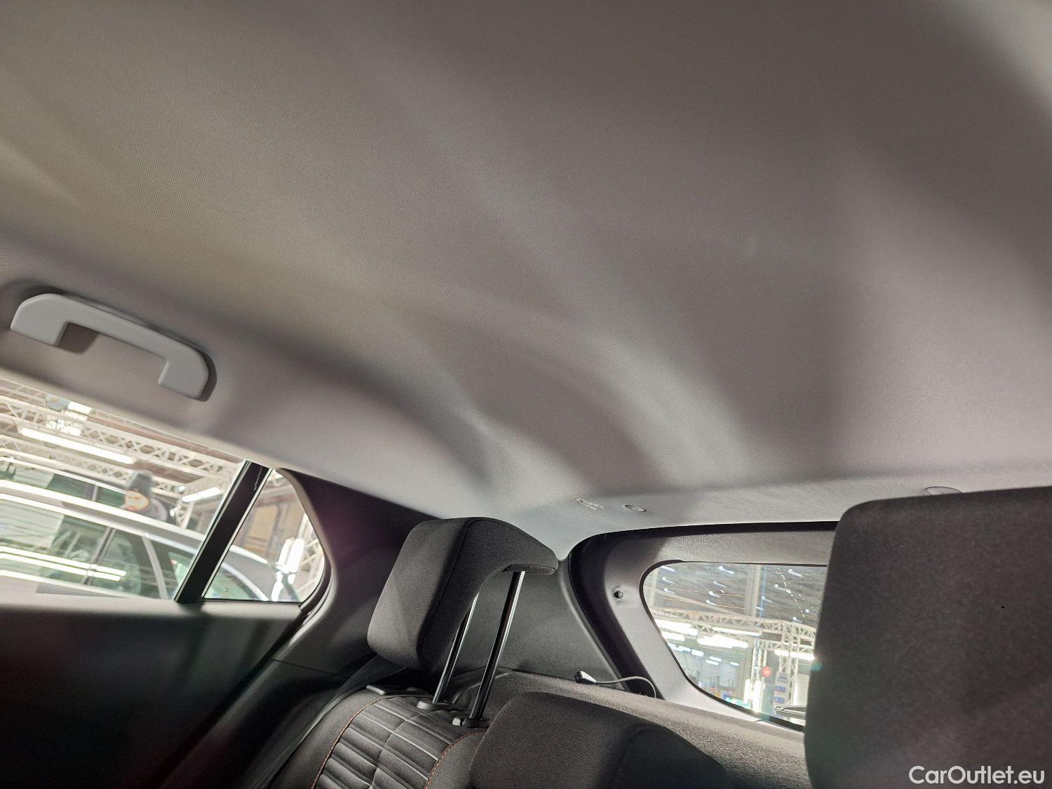  Peugeot  2008 Peugeot,  '19, Peugeot  1.5 BlueHDi 81kW S&S Active Pack 5d #25