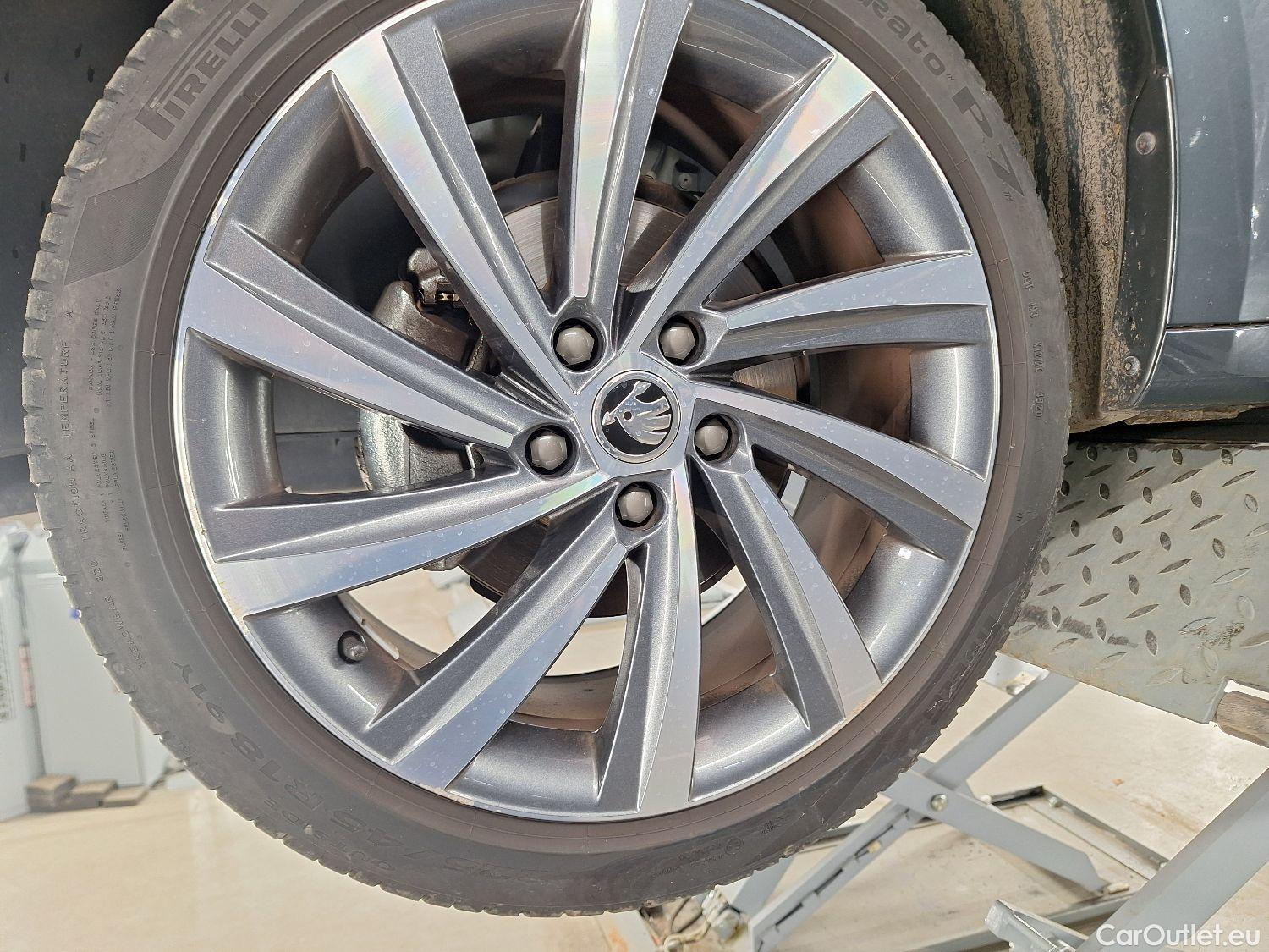  Skoda  Octavia Skoda,  Combi '20, Skoda  Combi 2.0 CRTDI 110kW DSG7 Style 5d #6