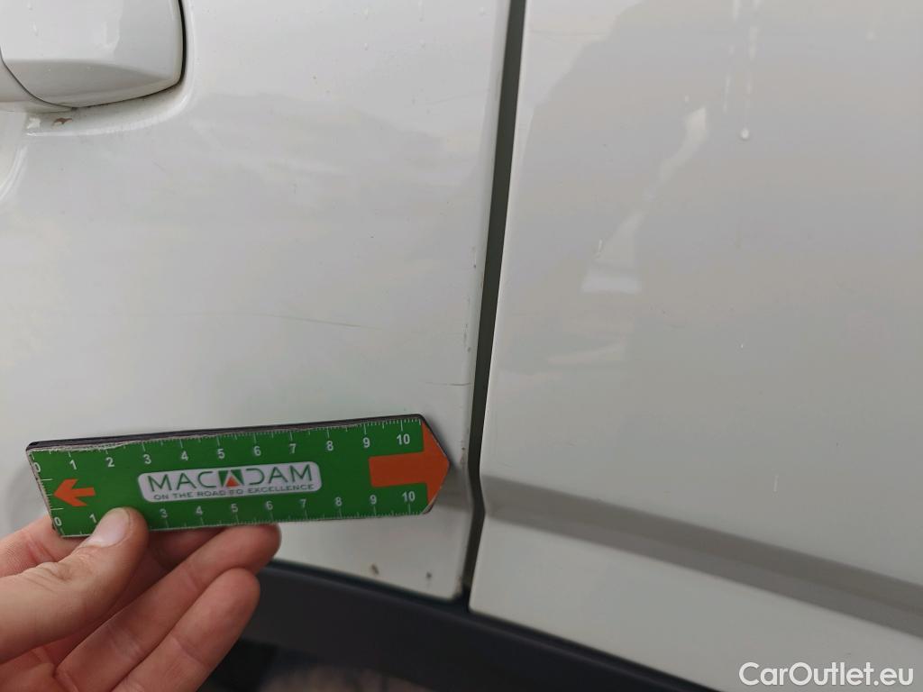  Nissan  Qashqai NISSAN  / 2021 / 5P / todoterreno DIG-T 103kW (140CV) mHEV 4x2 Acenta #32