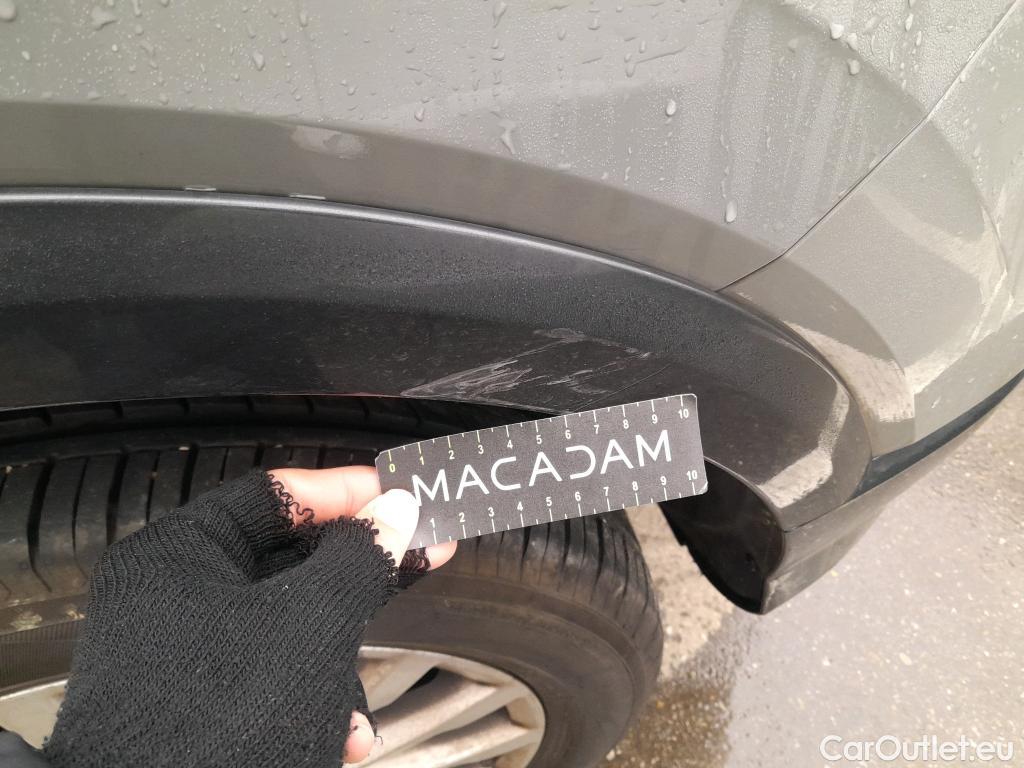  Audi  Q2 AUDI  / 2016 / 5P / todoterreno Design 30 TFSI 85kW (116CV) #19