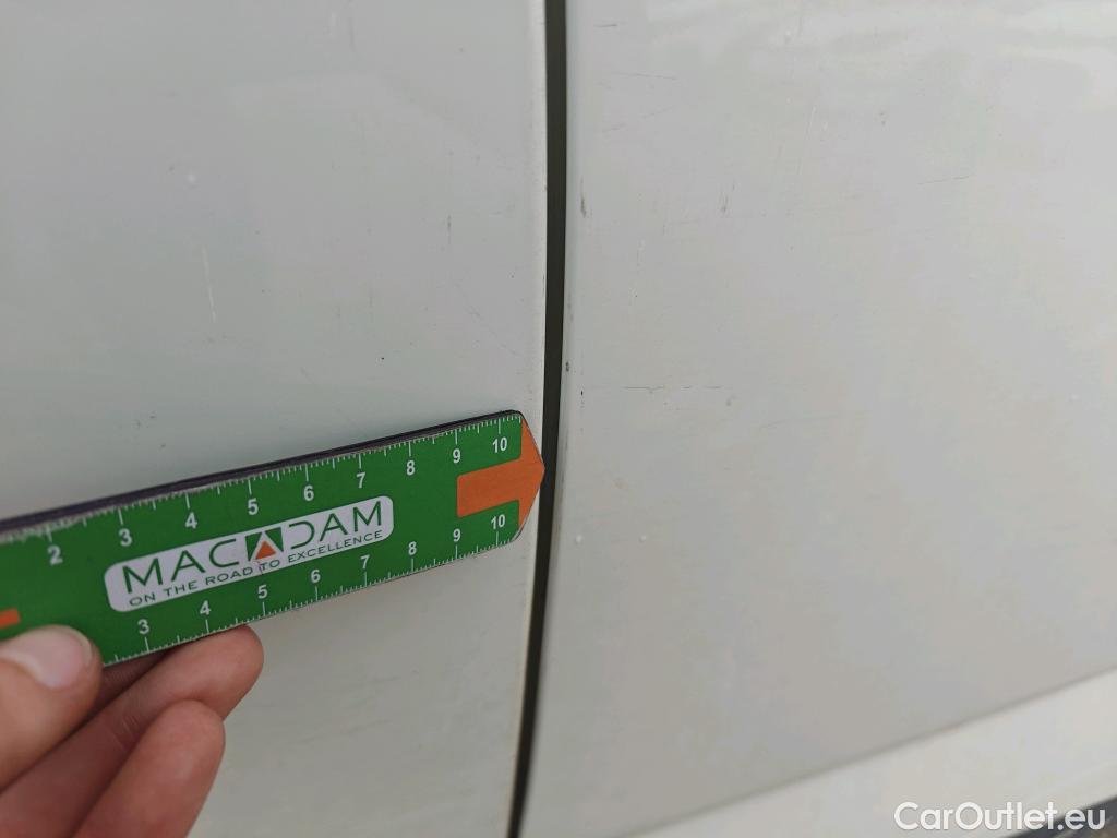  Nissan  Qashqai NISSAN  / 2021 / 5P / todoterreno DIG-T 103kW (140CV) mHEV 4x2 Acenta #37