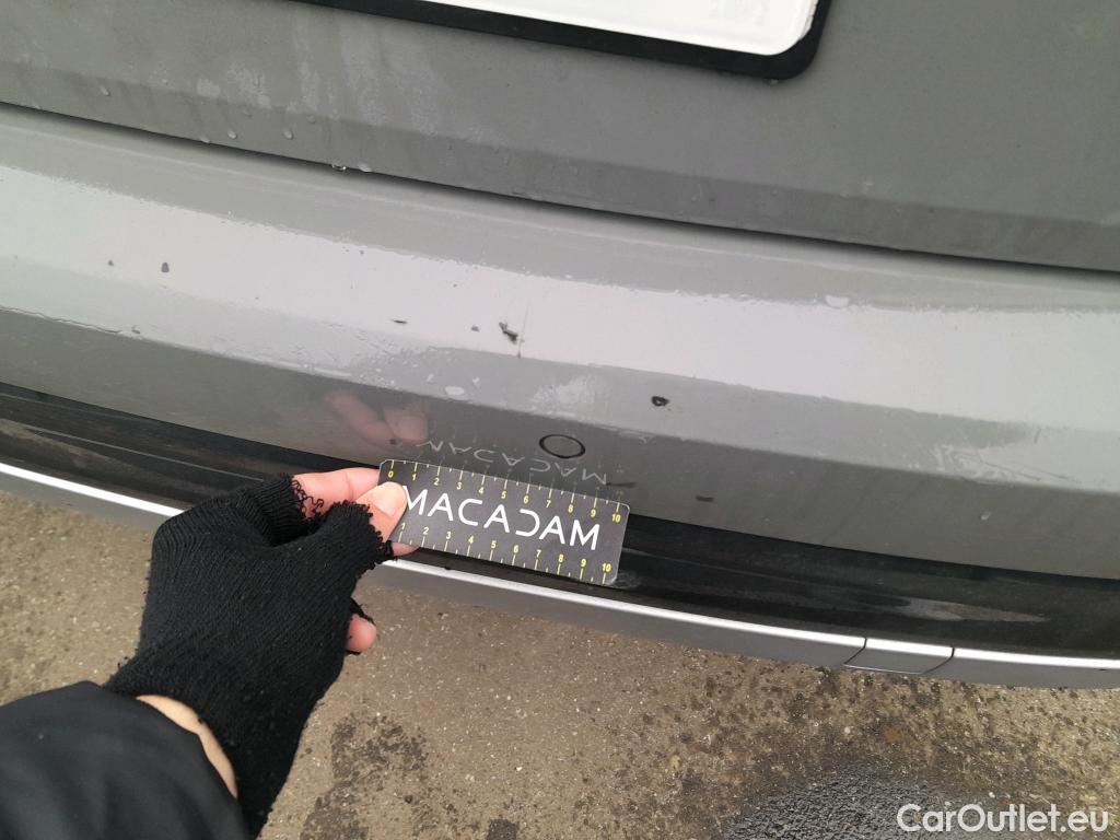  Audi  Q2 AUDI  / 2016 / 5P / todoterreno Design 30 TFSI 85kW (116CV) #12