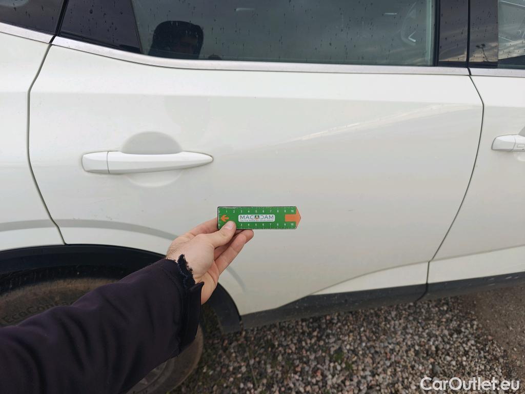  Nissan  Qashqai NISSAN  / 2021 / 5P / todoterreno DIG-T 103kW (140CV) mHEV 4x2 Acenta #8