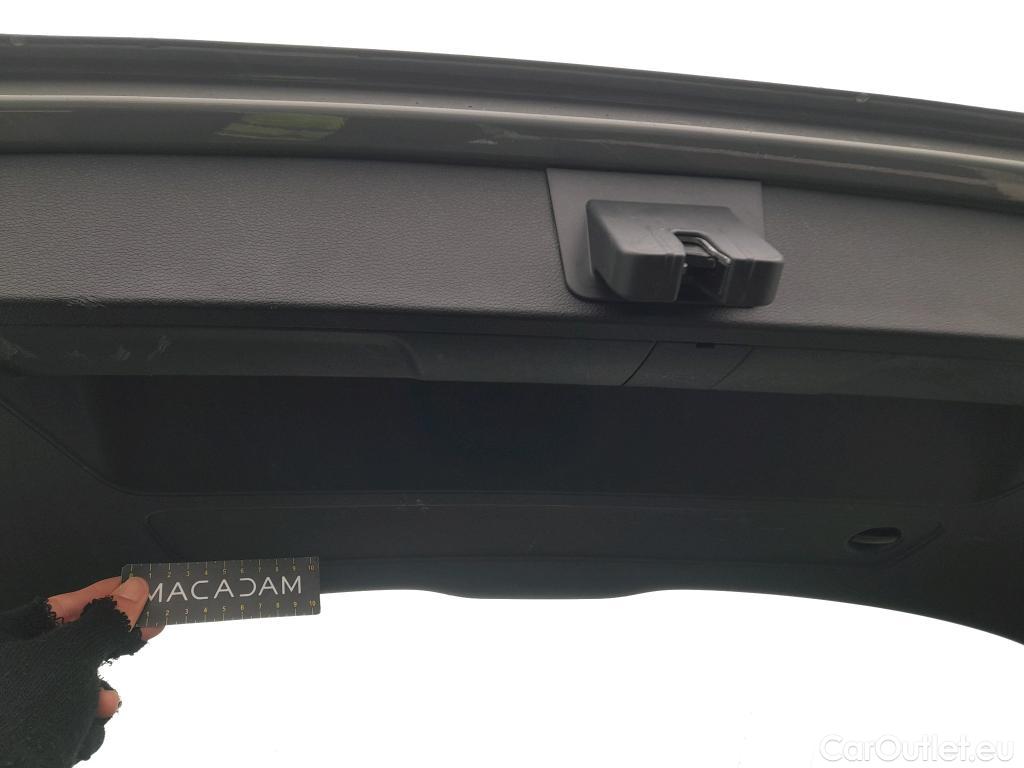  Audi  Q2 AUDI  / 2016 / 5P / todoterreno Design 30 TFSI 85kW (116CV) #4