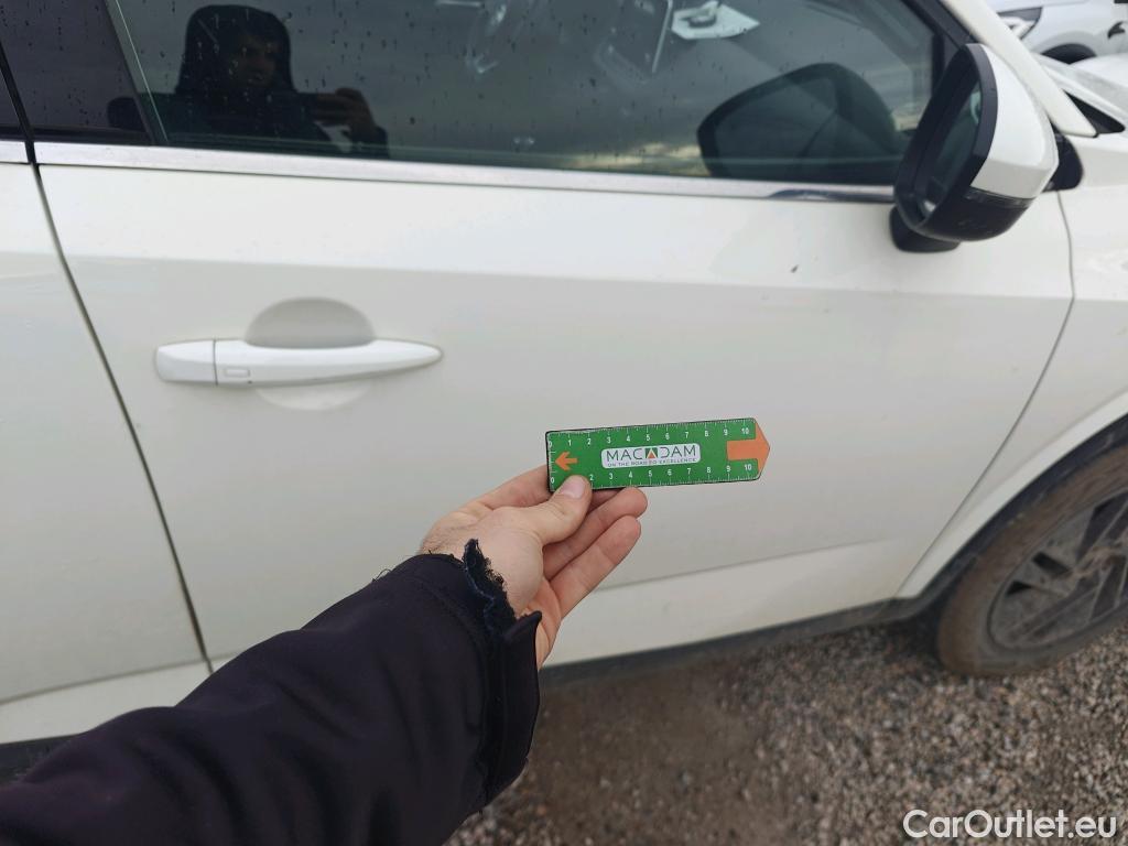  Nissan  Qashqai NISSAN  / 2021 / 5P / todoterreno DIG-T 103kW (140CV) mHEV 4x2 Acenta #36