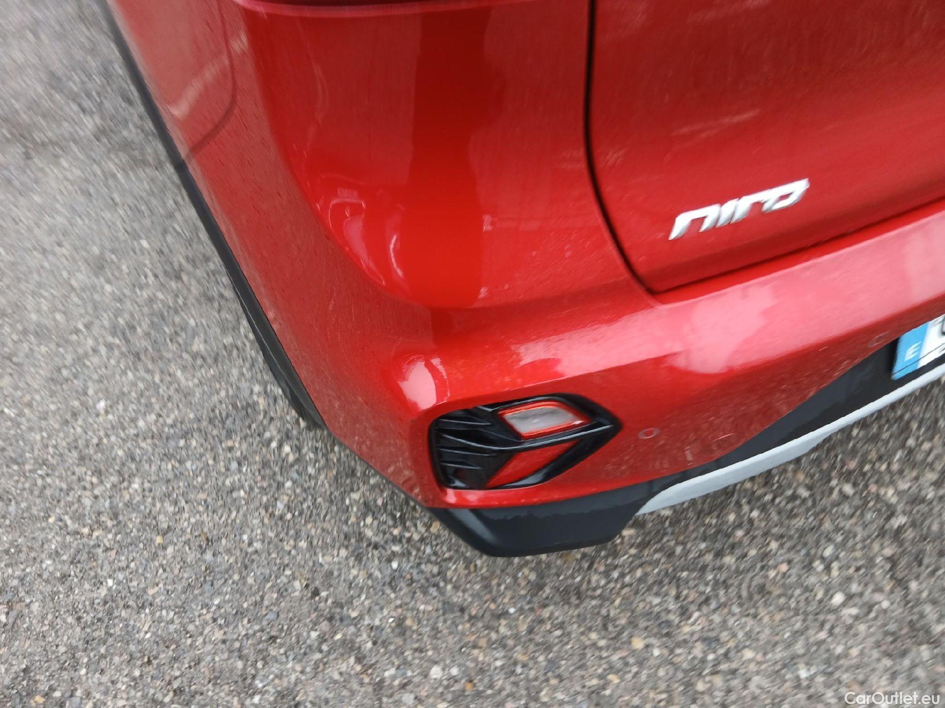  KIA  Niro KIA  / 2019 / 5P / crossover 1.6 GDi HEV 104kW (141CV) Drive #13