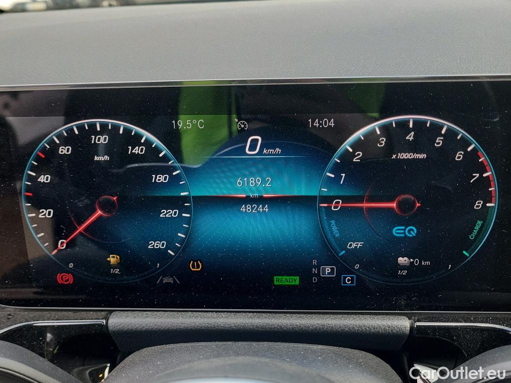  Mercedes  GLA MERCEDES-BENZ  / 2020 / 5P / todoterreno  250 e #11