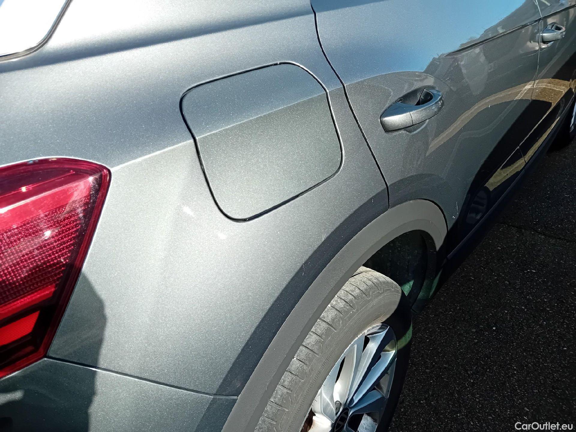  Volkswagen  T-ROC VOLKSWAGEN  / 2021 / 5P / todoterreno Life 2.0 TDI 85kW (115CV) (AC2) #23