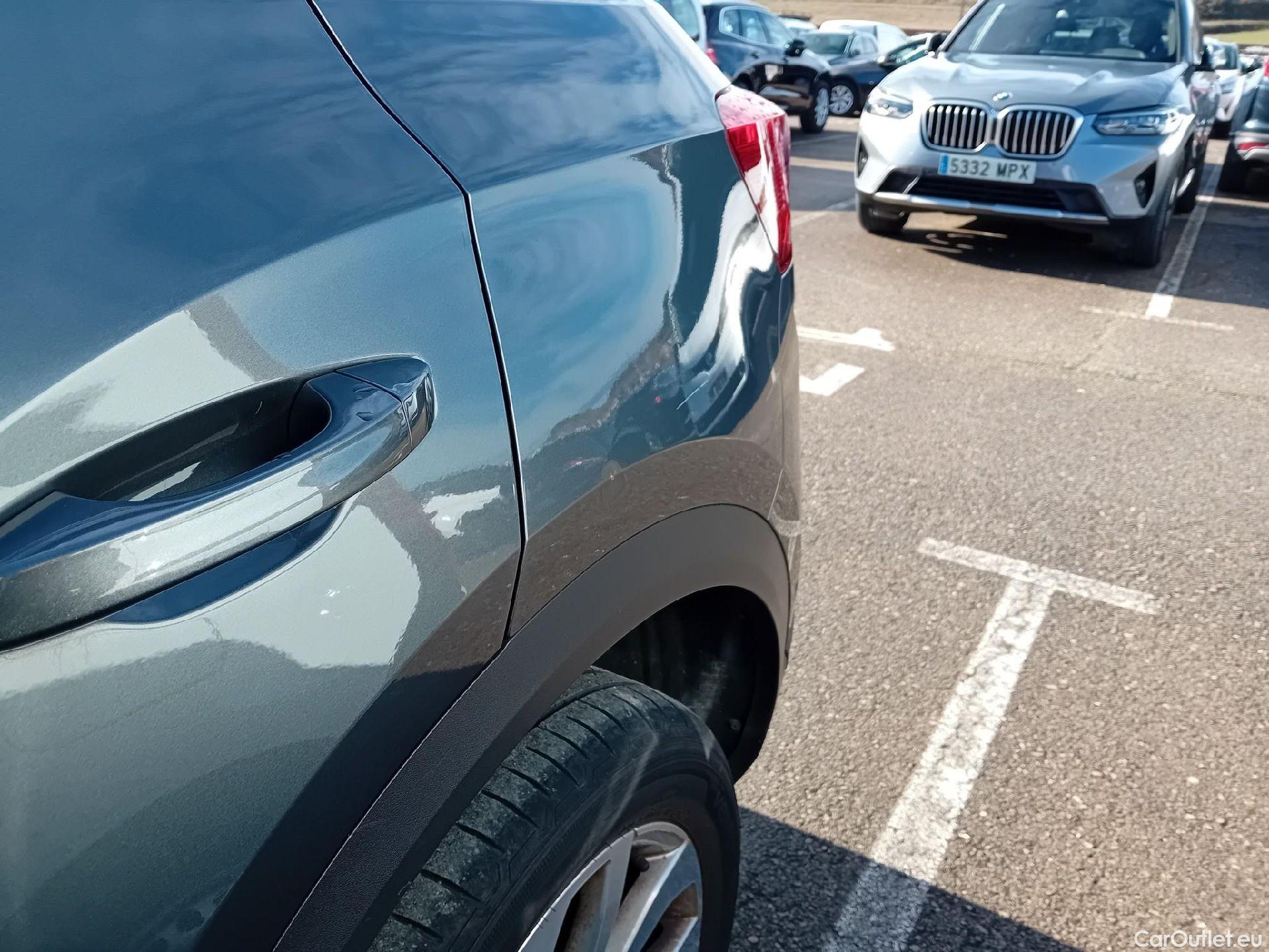  Volkswagen  T-ROC VOLKSWAGEN  / 2021 / 5P / todoterreno Life 2.0 TDI 85kW (115CV) (AC2) #16