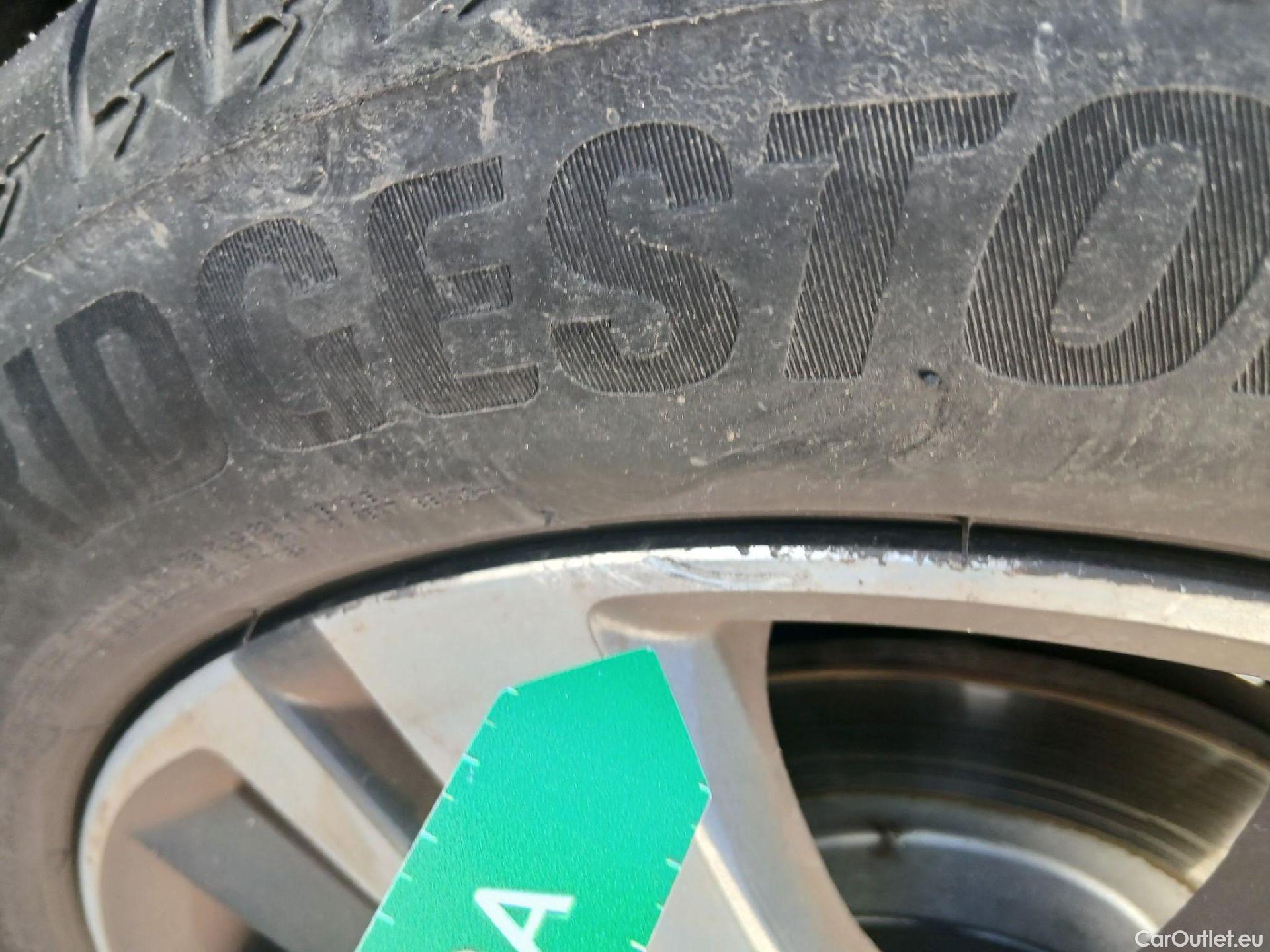  Peugeot  3008 PEUGEOT  / 2020 / 5P / todoterreno 1.5 BlueHDi 96kW (130CV) S&S Allure EAT8 #8