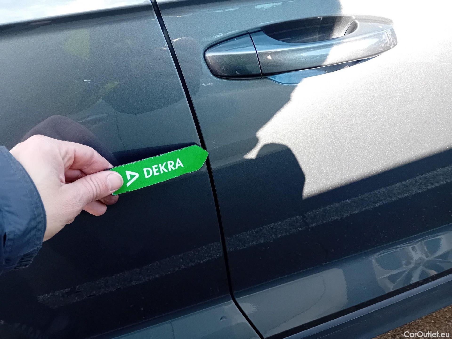  Volkswagen  T-ROC VOLKSWAGEN  / 2021 / 5P / todoterreno Life 2.0 TDI 85kW (115CV) (AC2) #28