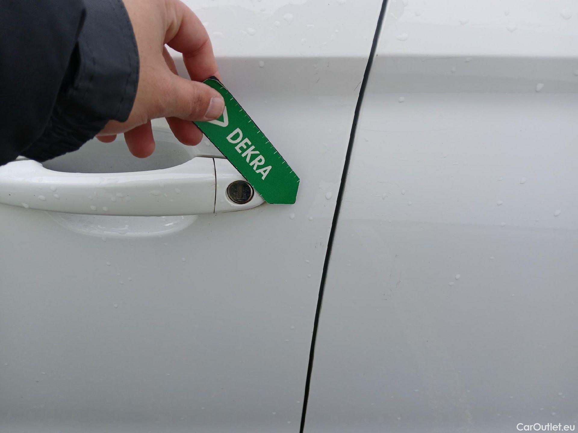  Opel  Corsa OPEL  1.2T XHL 74kW (100CV) Elegance #10