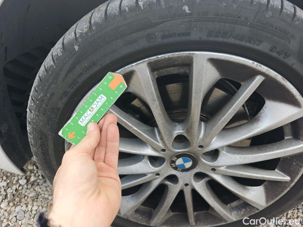  Bmw  Serie 1 BMW  / 2019 / 5P / berlina con portón 118i #12