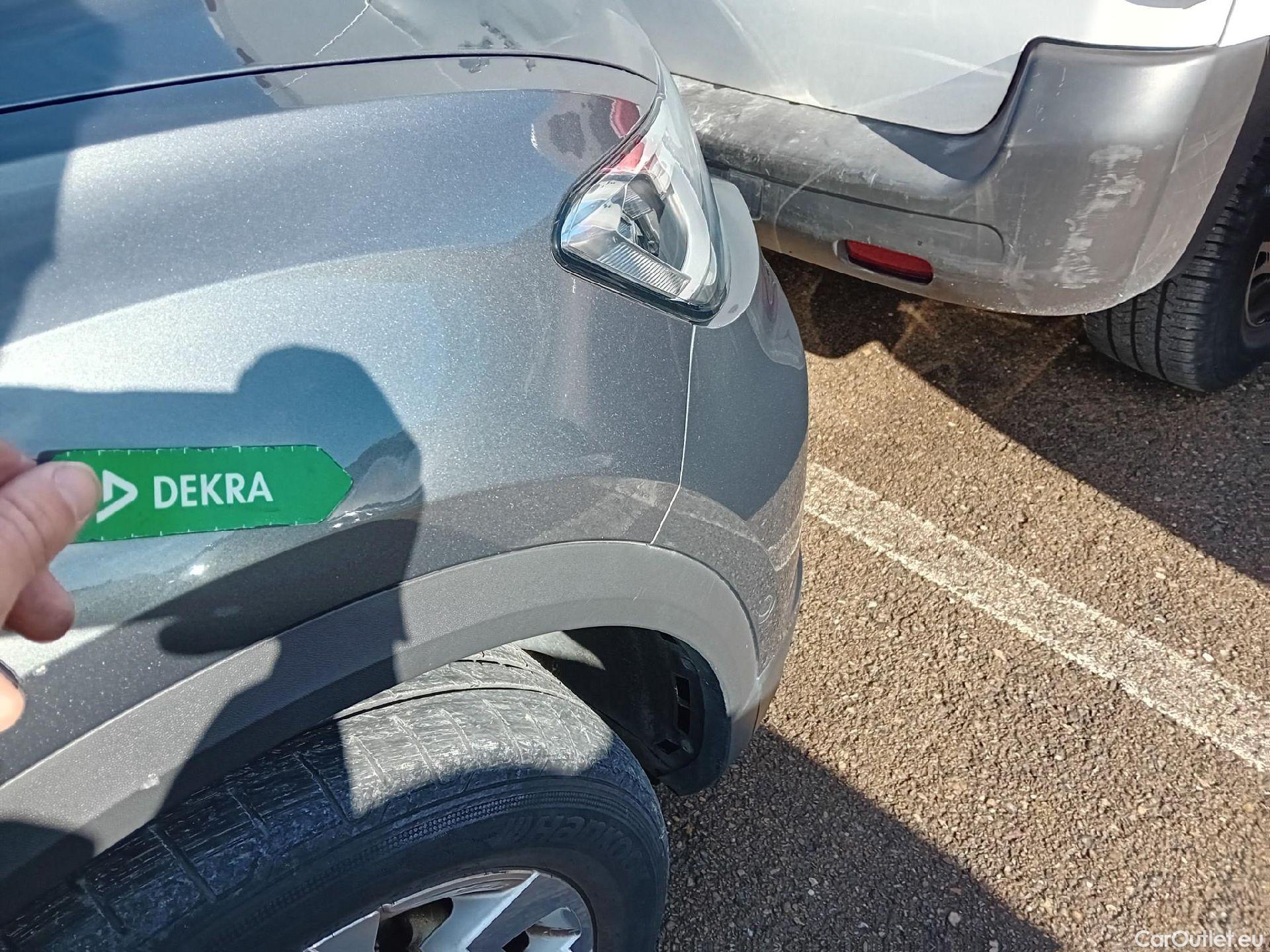  Volkswagen  T-ROC VOLKSWAGEN  / 2021 / 5P / todoterreno Life 2.0 TDI 85kW (115CV) (AC2) #30