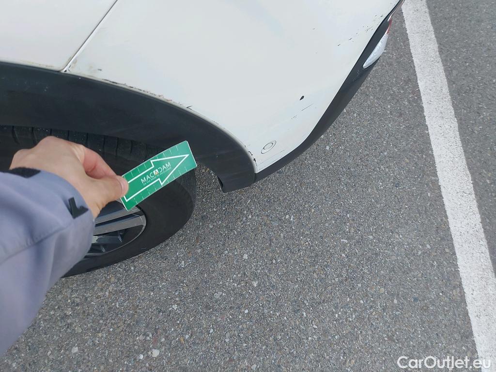  Peugeot  3008 PEUGEOT  Hybrid / 2016 / 5P / todoterreno 225 e-EAT8 GT Line #26