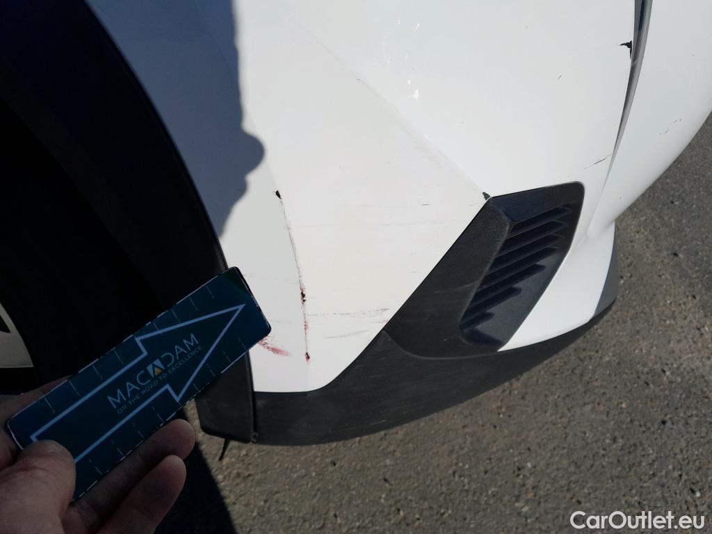  Peugeot  2008 PEUGEOT  / 2019 / 5P / todoterreno Allure BlueHDI 81kW (110CV) #20