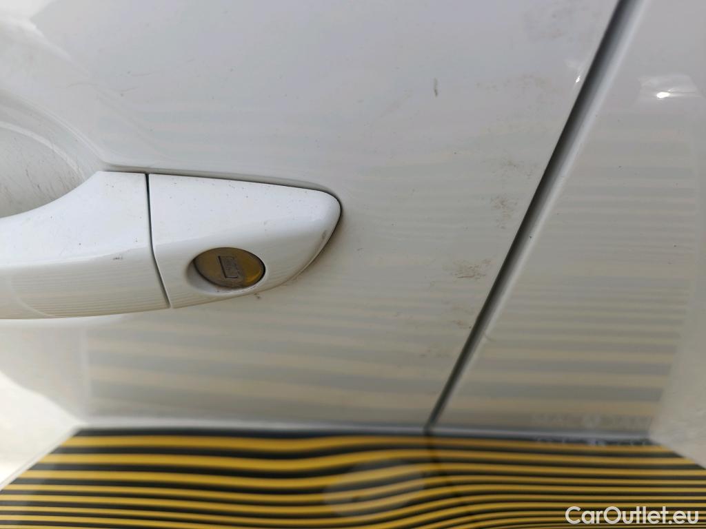  Citroen  C3 CITROEN  Aircross / 2021 / 5P / todoterreno BlueHDi 81kW (110CV) S&S Live Pack #8