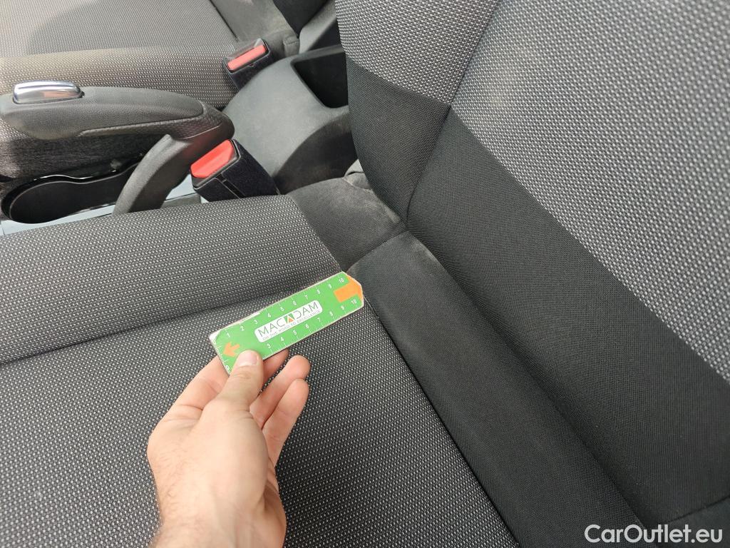  Citroen  C3 CITROEN  Aircross / 2021 / 5P / todoterreno BlueHDi 81kW (110CV) S&S Live Pack #22