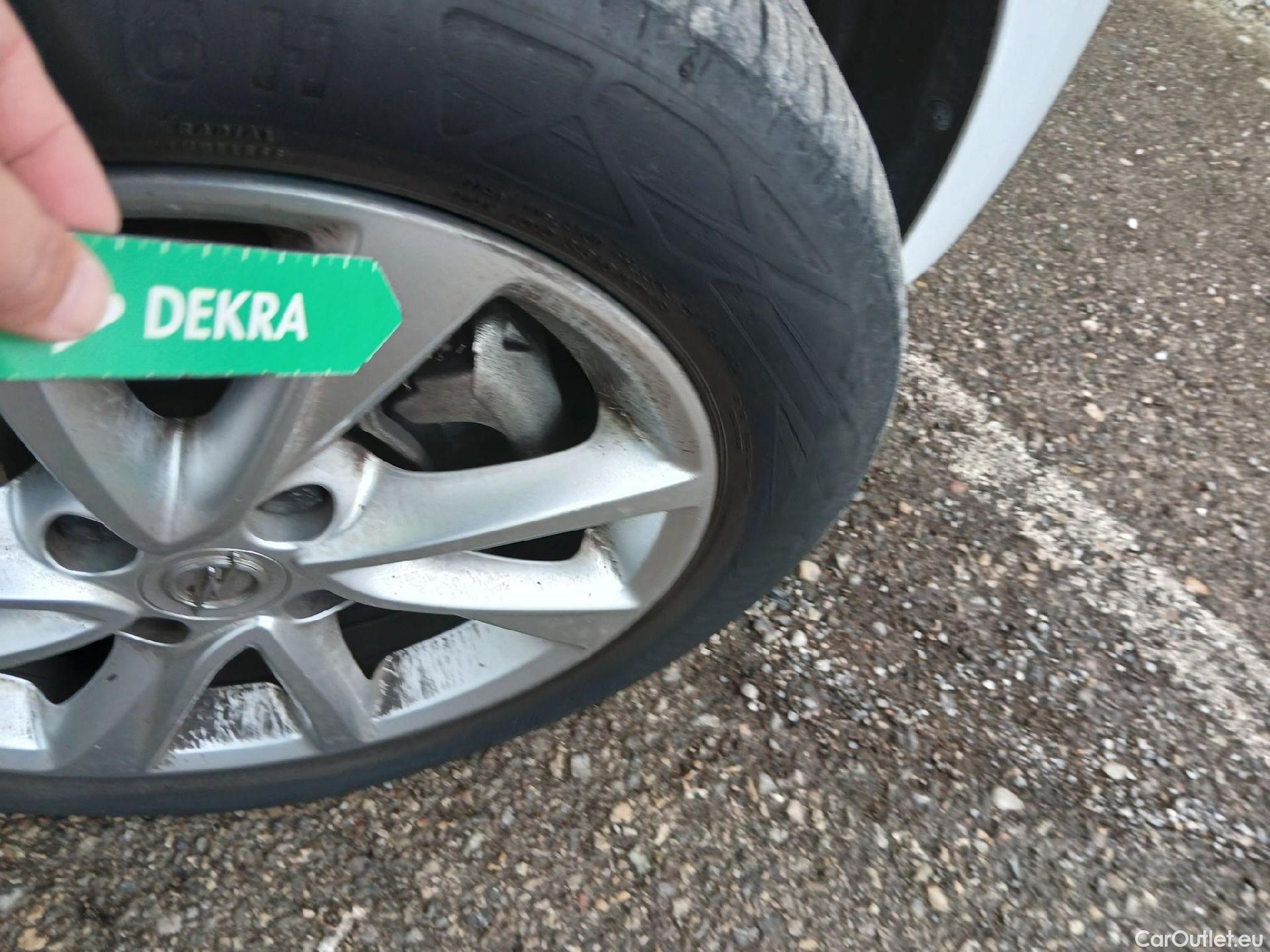  Opel  Corsa OPEL  1.2T XHL 74kW (100CV) Elegance #18