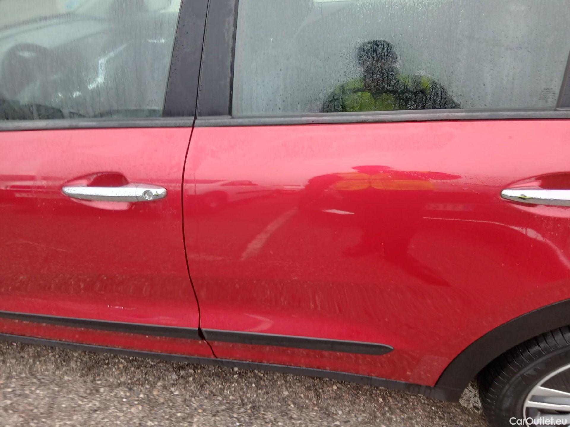  KIA  Niro KIA  / 2019 / 5P / crossover 1.6 GDi HEV 104kW (141CV) Drive #9