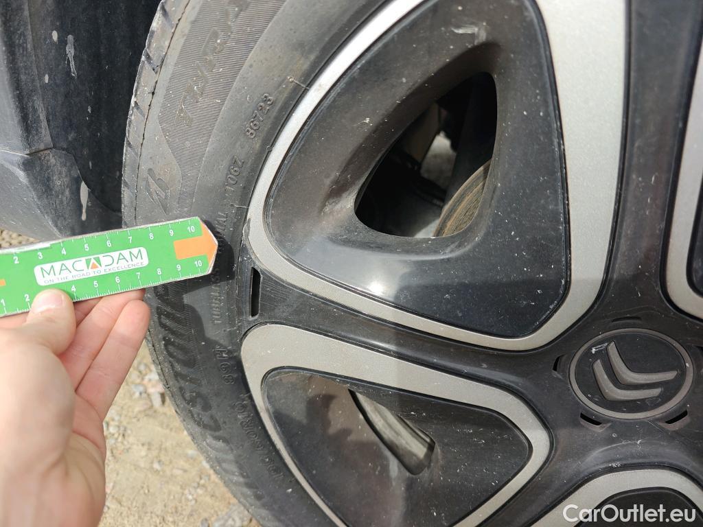  Citroen  C3 CITROEN  Aircross / 2021 / 5P / todoterreno BlueHDi 81kW (110CV) S&S Live Pack #27