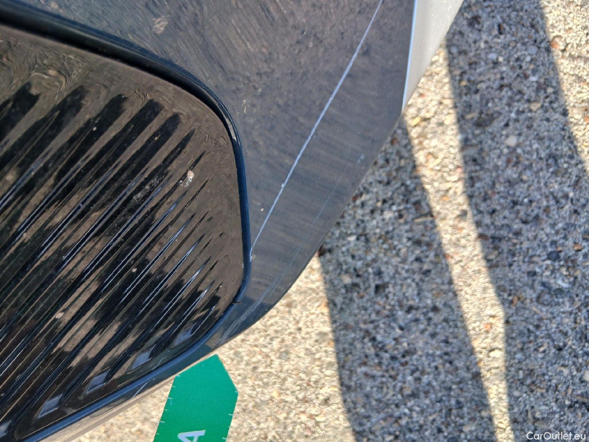  Peugeot  3008 PEUGEOT  / 2020 / 5P / todoterreno 1.5 BlueHDi 96kW (130CV) S&S Allure EAT8 #16