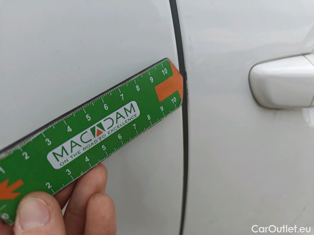  Citroen  C3 CITROEN  Aircross / 2021 / 5P / todoterreno BlueHDi 81kW (110CV) S&S Live Pack #11