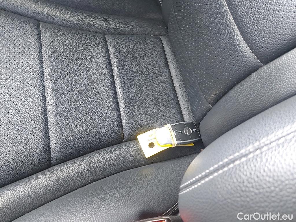  Mercedes  G-Klasee MERCEDES-BENZ GLC Coupé / 2019 / 5P / coupé GLC 300 de 4MATIC (AC) #2