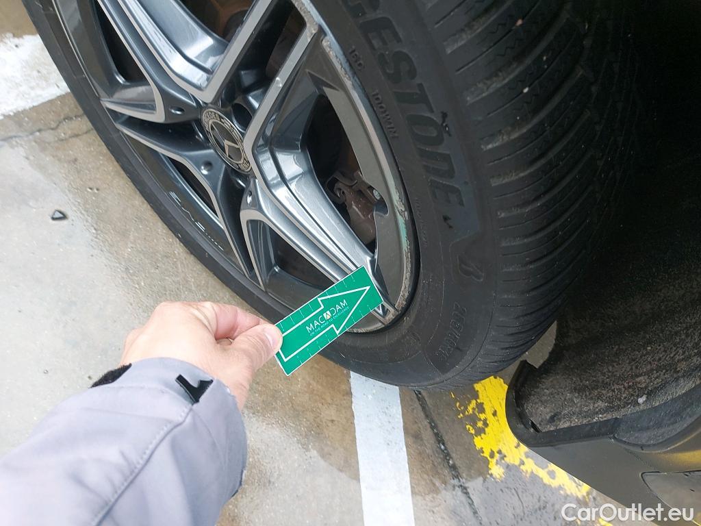  Mercedes  G-Klasee MERCEDES-BENZ GLC Coupé / 2019 / 5P / coupé GLC 300 de 4MATIC (AC) #4