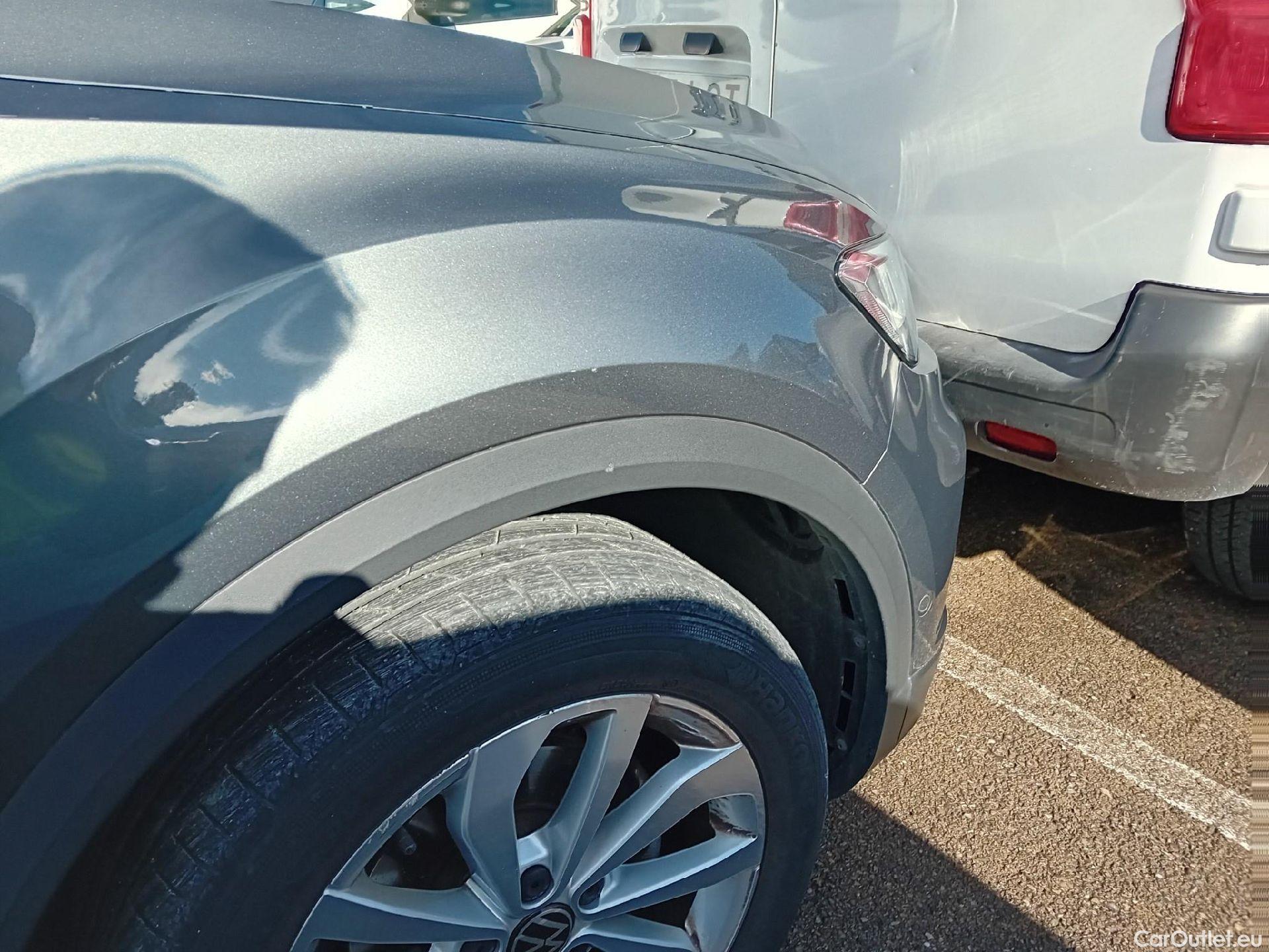  Volkswagen  T-ROC VOLKSWAGEN  / 2021 / 5P / todoterreno Life 2.0 TDI 85kW (115CV) (AC2) #29