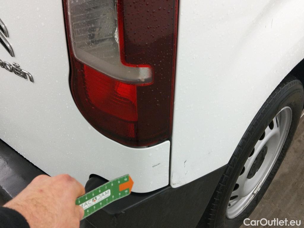  Citroen  Berlingo CITROEN  COMBI Talla M BlueHDi 100 S&S LIVE #47