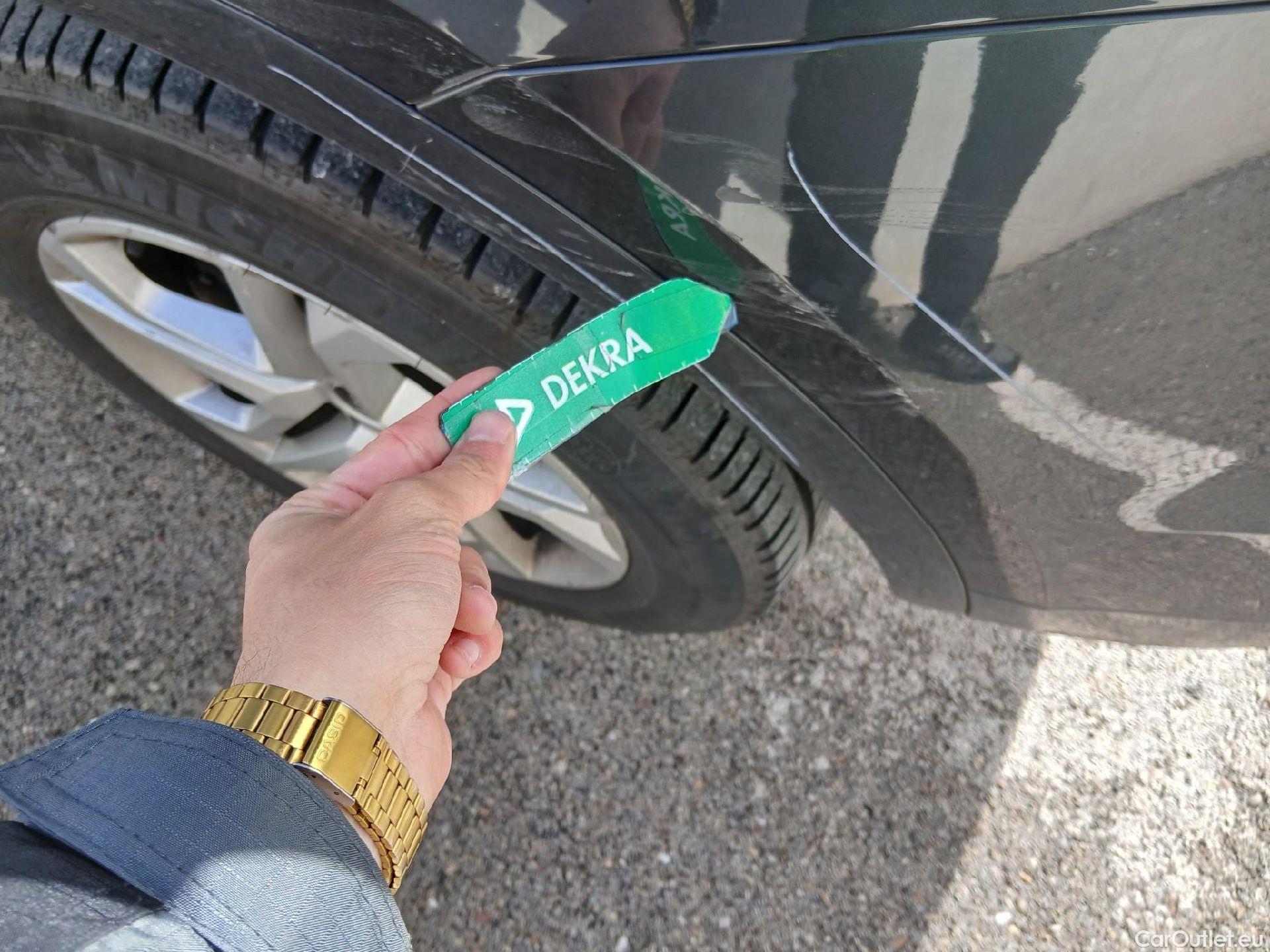  Audi  Q5 AUDI  / 2016 / 5P / todoterreno Design 35 TDI 120kW S tronic (AC) #32