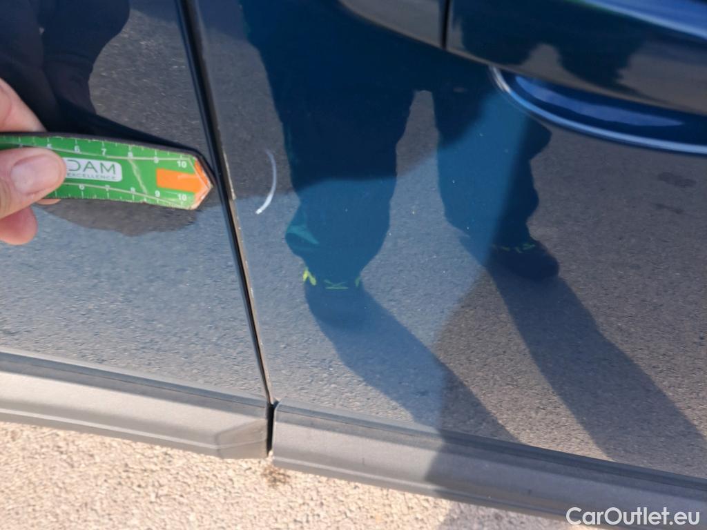  Peugeot  3008 PEUGEOT  / 2020 / 5P / todoterreno 1.5 BlueHDi 96kW (130CV) S&S Active Pack (CM) #18