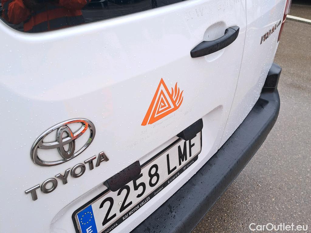  Toyota  Proace TOYOTA  City / 2020 / 4P / combi 1.5D 75kW (100CV) GX L1 (CX) #17