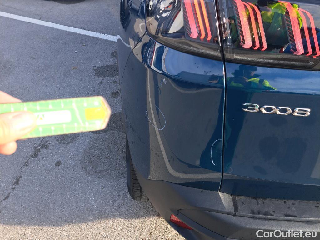  Peugeot  3008 PEUGEOT  / 2020 / 5P / todoterreno 1.5 BlueHDi 96kW (130CV) S&S Active Pack (CM) #32