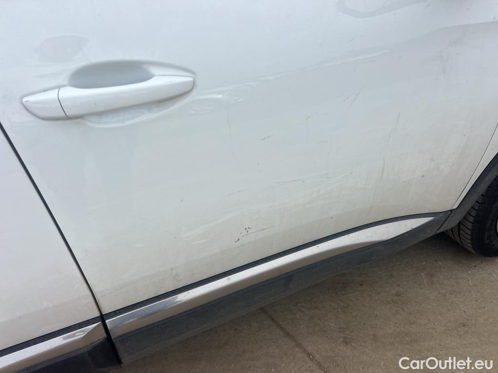  Peugeot  3008 PEUGEOT  / 2016 / 5P / todoterreno 1.5 BlueHDi 96kW (130CV) S&S Allure EAT8 #15