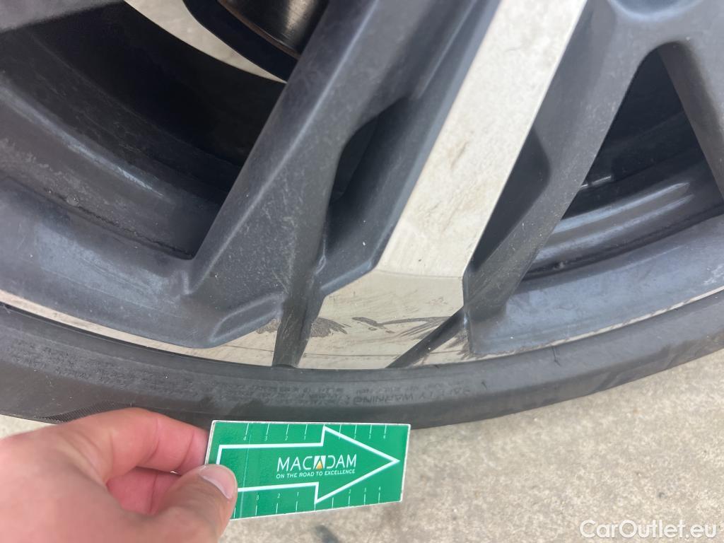  Peugeot  3008 PEUGEOT  / 2016 / 5P / todoterreno 1.5 BlueHDi 96kW (130CV) S&S Allure EAT8 #10