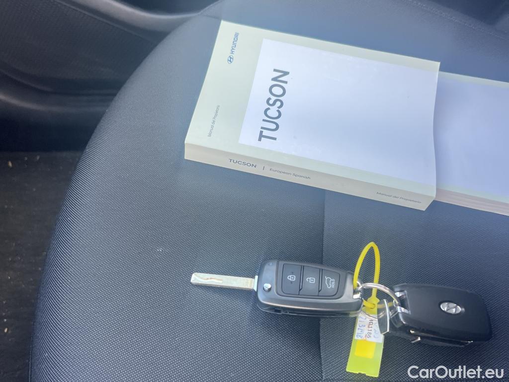  Hyundai  Tucson HYUNDAI  / 2020 / 5P / todoterreno 1.6 CRDI 85kW (115CV) Klass #13