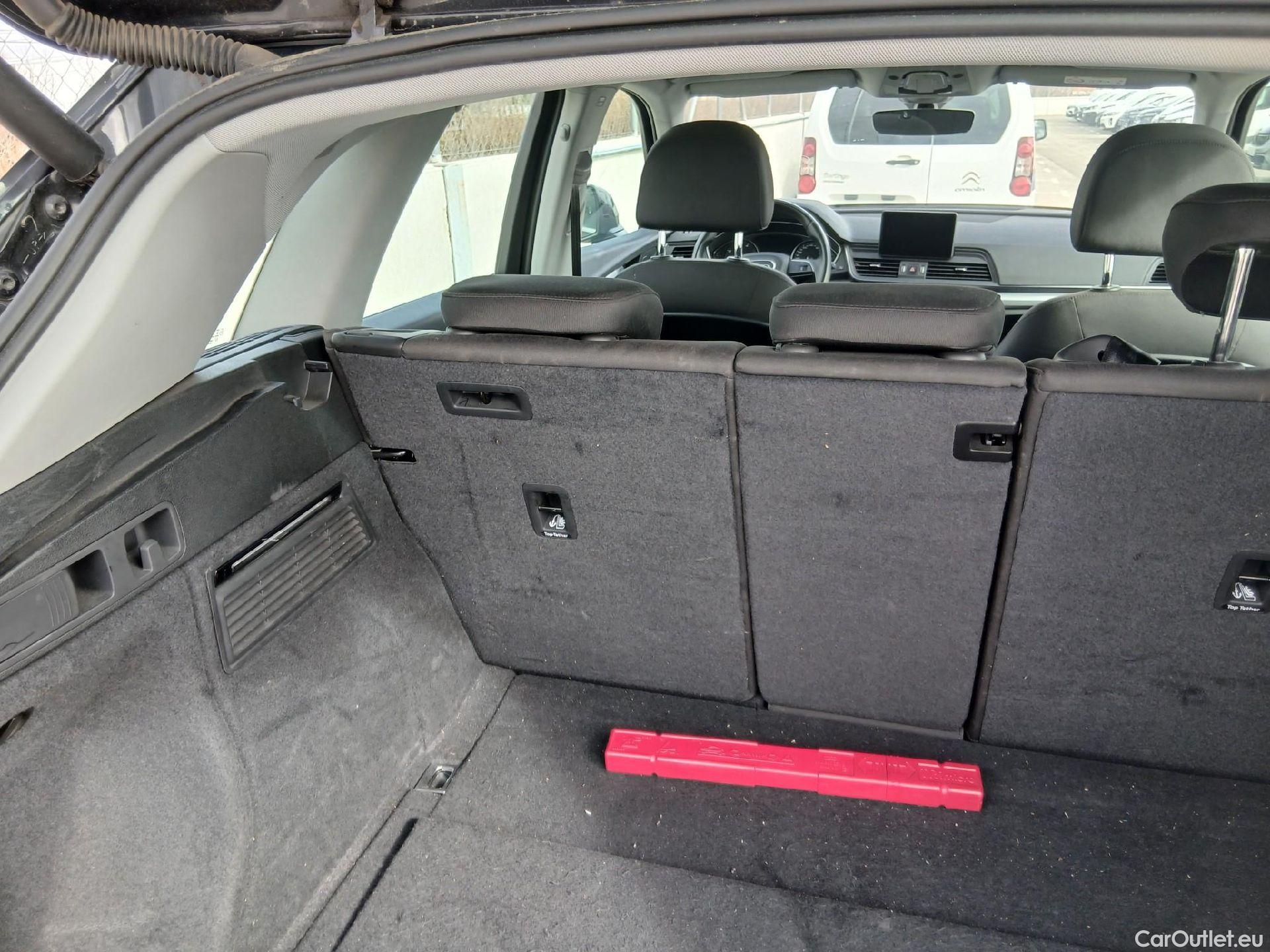  Audi  Q5 AUDI  / 2016 / 5P / todoterreno Design 35 TDI 120kW S tronic (AC) #41